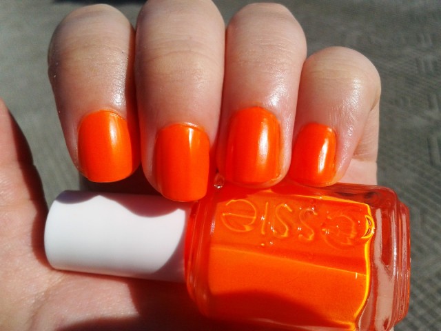 essie