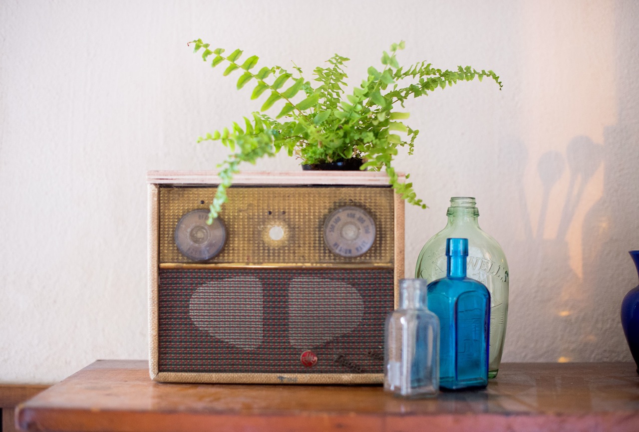 Make A Thing: Vintage Radio Planter