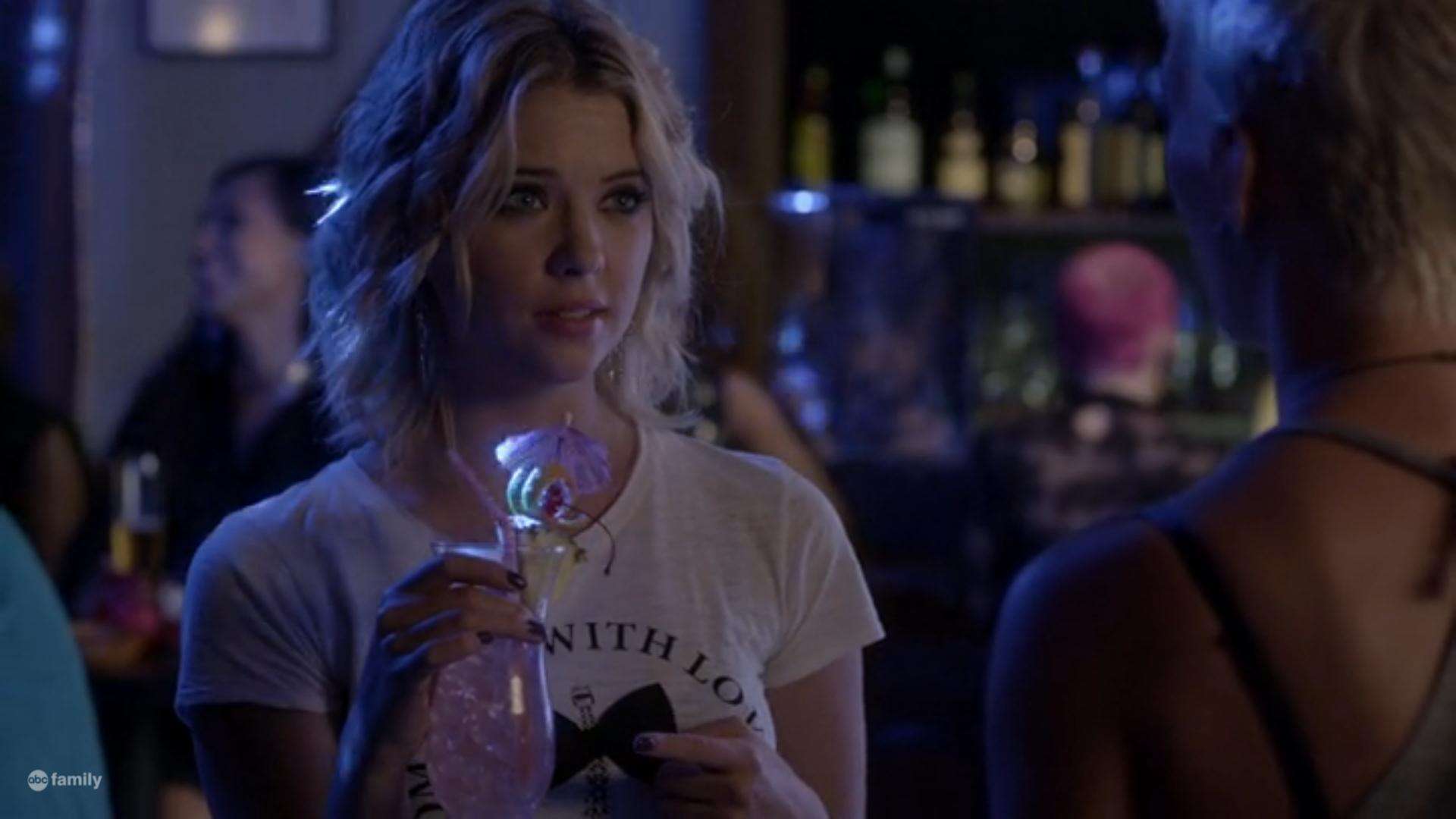 Listling Without Commentary: 29 Excerpts From 1-Star Reviews Of Lesbian Bars