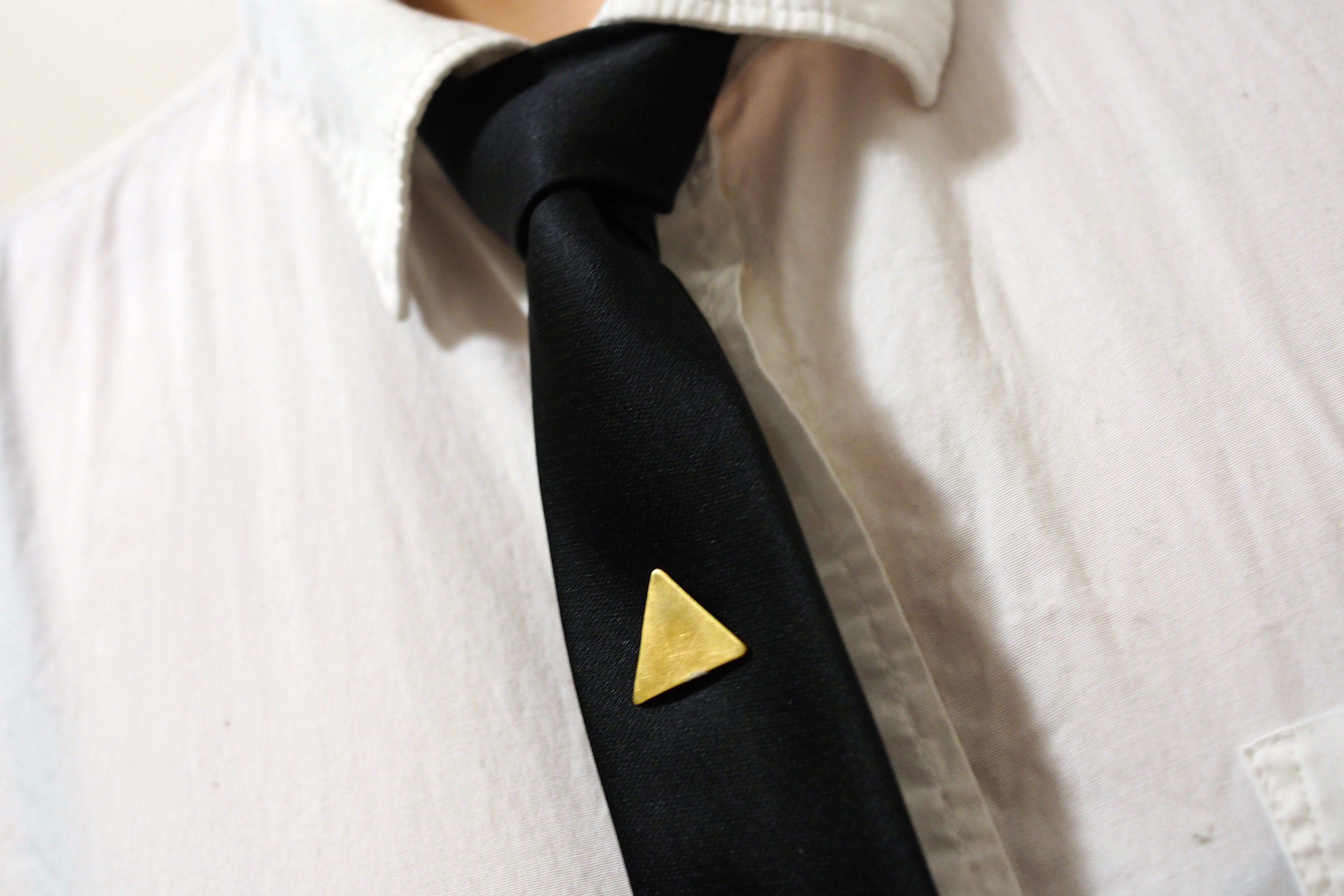 Homespun Love: Glue Together a Rad Magnetic Tie Clip