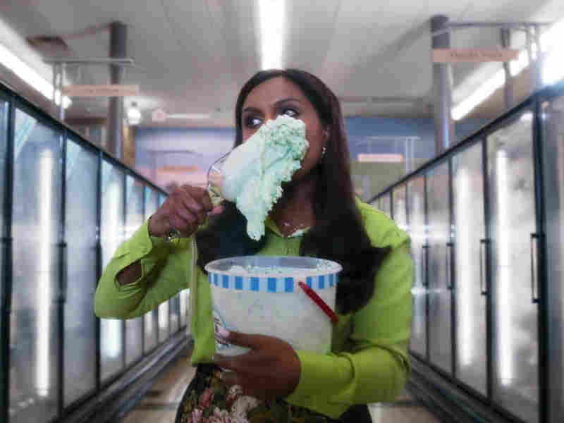 VIDEO: These Brands Will Interrupt Your Regularly Scheduled Super Bowl Today for the Following Feminist Messages