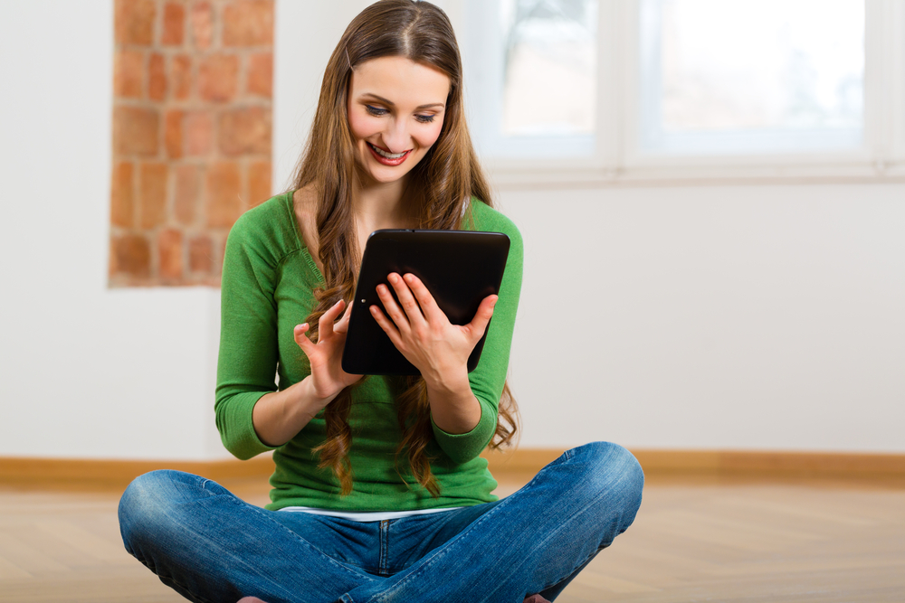 Tech Your Queer: Gaying Up Tinder And Other Things About Online Dating