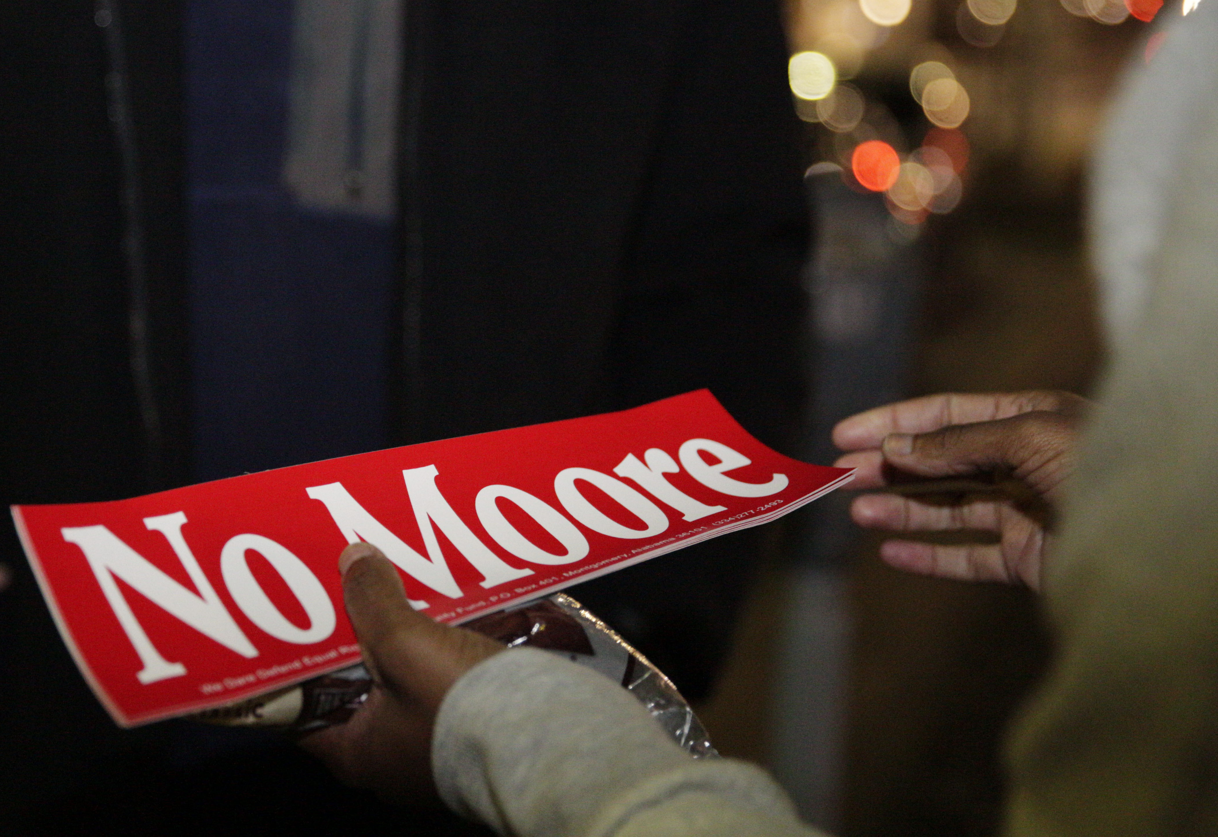 Alabama Politicians Double Down on Homophobia, Defy Federal Order On Gay Marriage