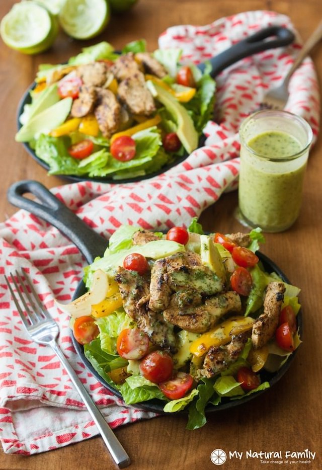 Cilantro-Lime-Fajita-Salad-2-702x1024