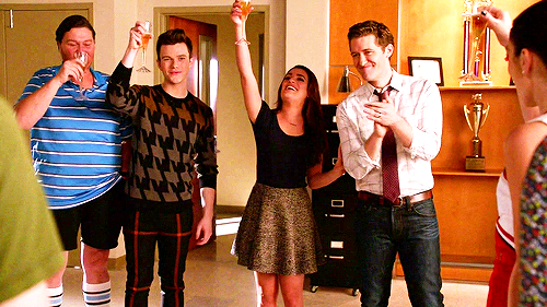 Glee Episode 611 Recap: We Built This Glee Club On The Backs Of The Lesbian Blogger Community
