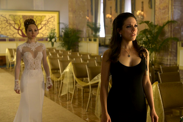 Boob(s On Your) Tube: Lost Girl Crosses the Border For Its Final Season