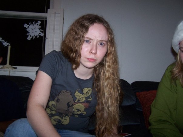 A deeply flattering photo of Rachel circa college