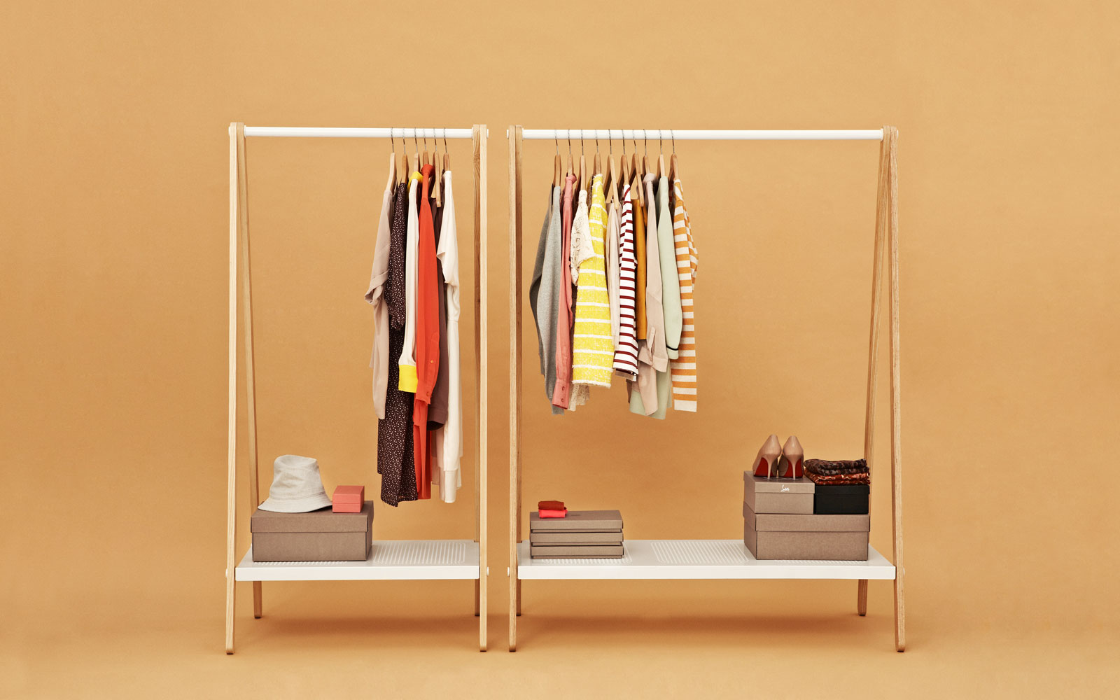 Nomadic Living in Unusual Spaces: The Kit