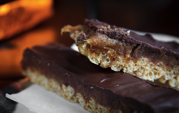 homemade-twix-bars-vegan