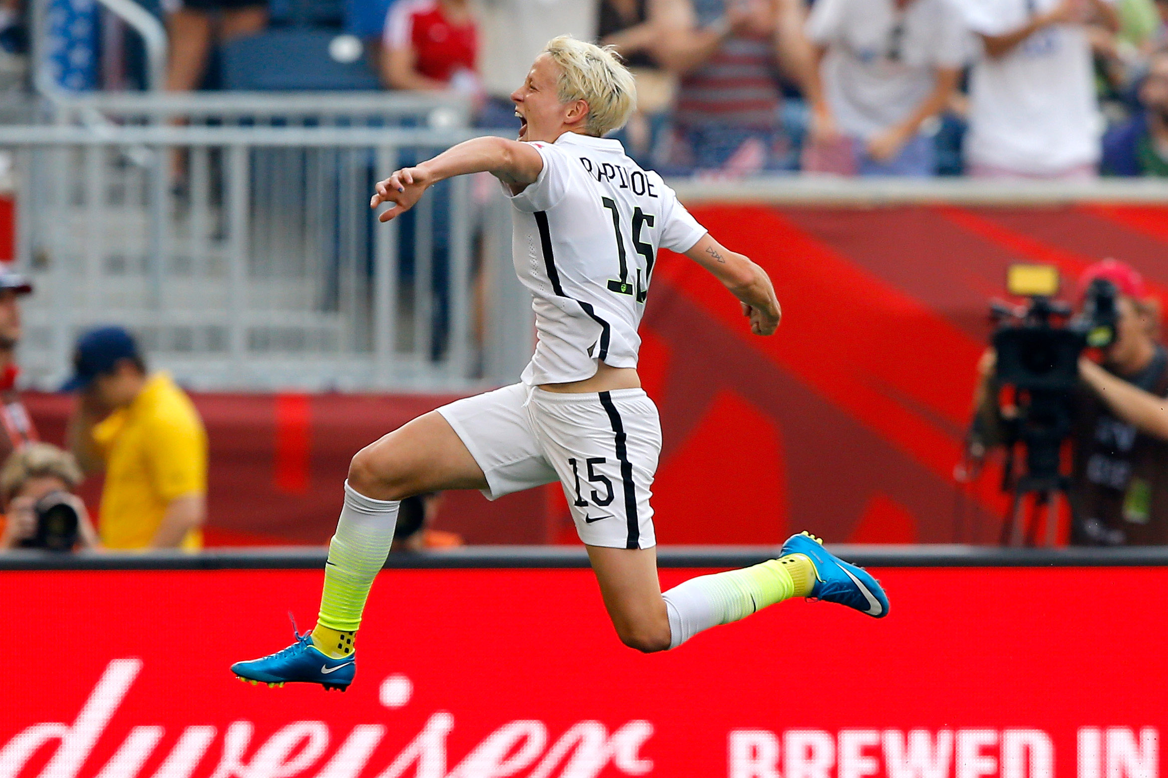 Let’s Toast Megan Rapinoe’s Soon-to-Be Totally Gay Marriage This Sunday Funday