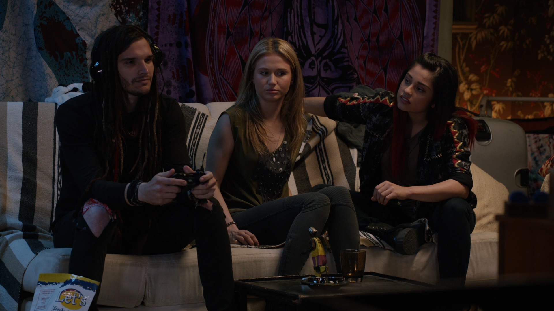 Faking It Episode 213 Recap: Survey Says “Lesbian”