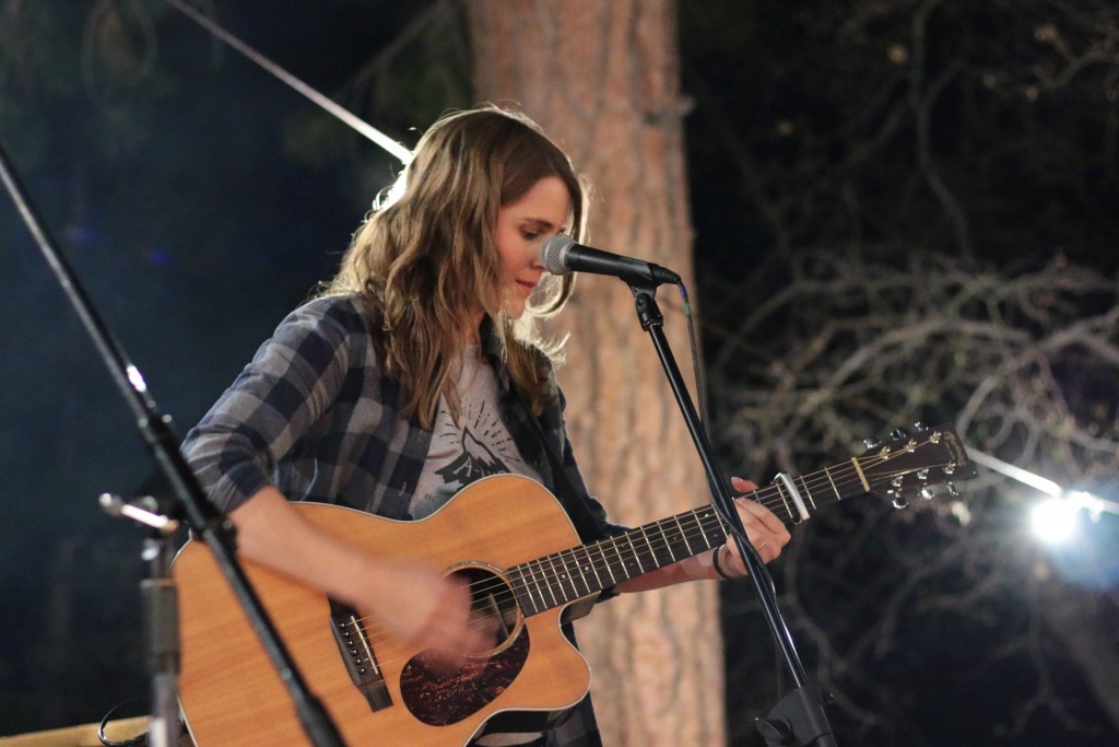 Jenny Owen Youngs makes beautiful music