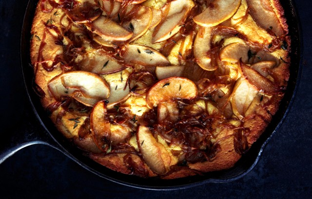 Cornbread With Caramelized Apples And Onions