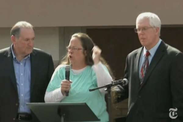 kim_davis_mike_huckabee_mat_staver_sept_8_2015