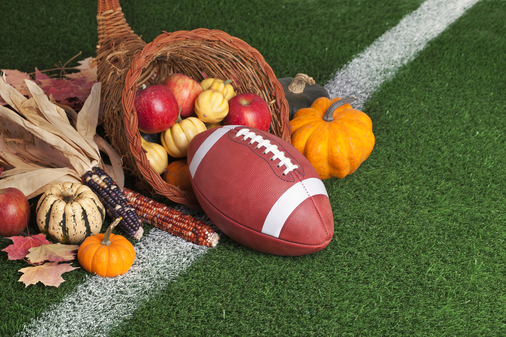 15 Useful Phrases To Yell At Thanksgiving Football