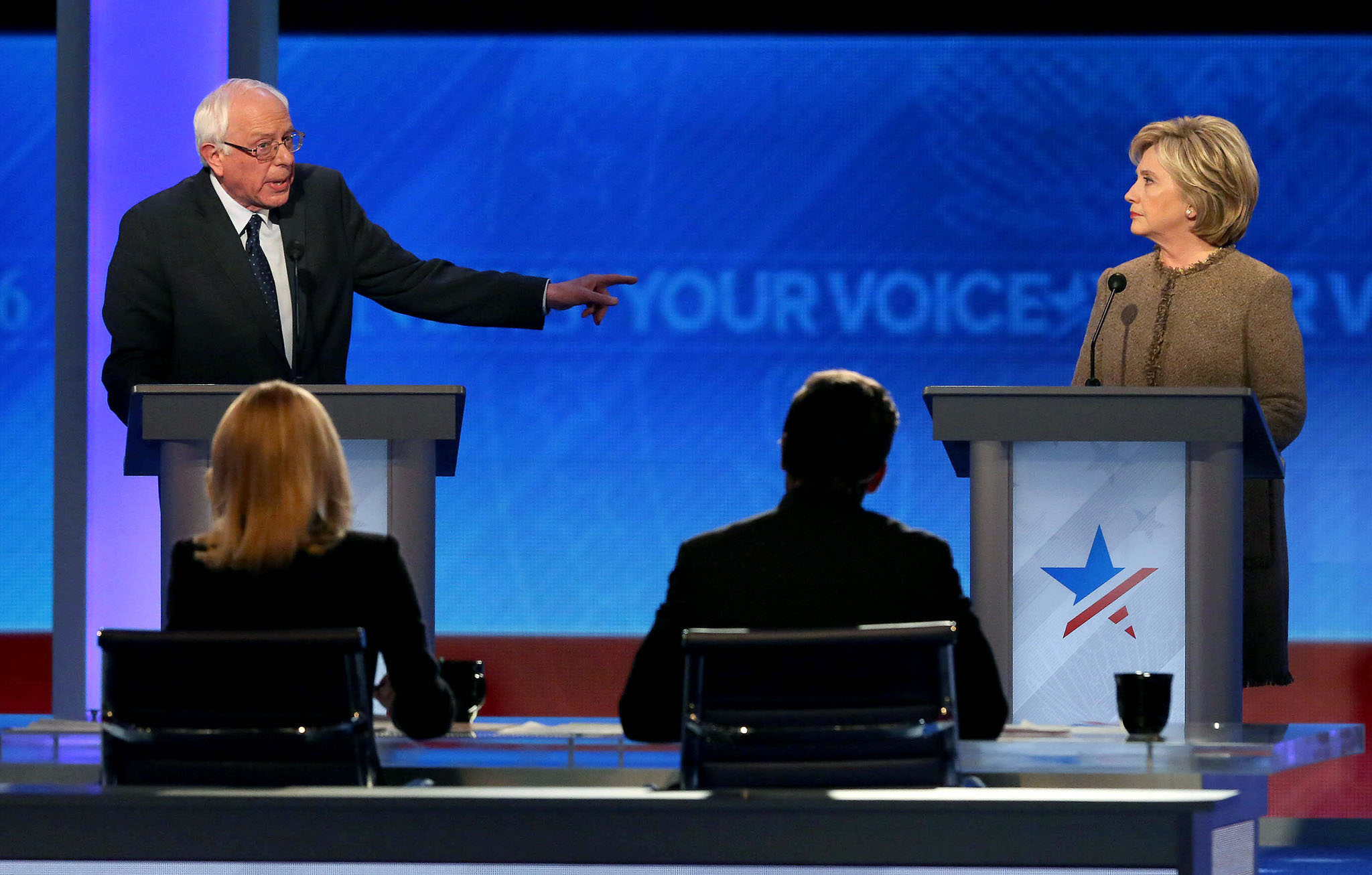 Democratic Debate #3: Hillary Clinton Invokes The Jedi Force to Vanquish Sith Lord Trump