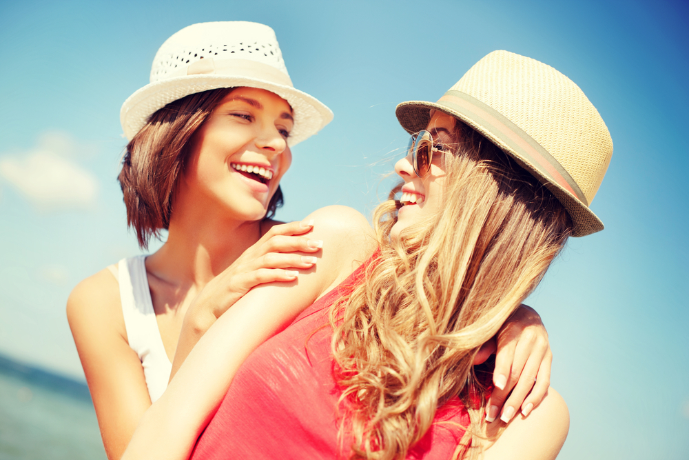 The Gay Community Recalls The Word “Girlfriend” To Describe Platonic Friendships
