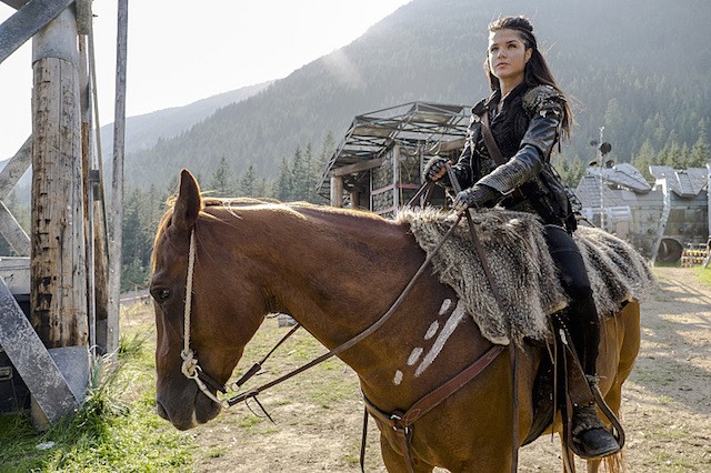 The 100 -- "Wanheda: Part One" -- Image HU301D_0036 -- Pictured: Marie Avgeropoulos as Octavia -- Credit: Cate Cameron/The CW -- é 2015 The CW Network, LLC. All Rights Reserved