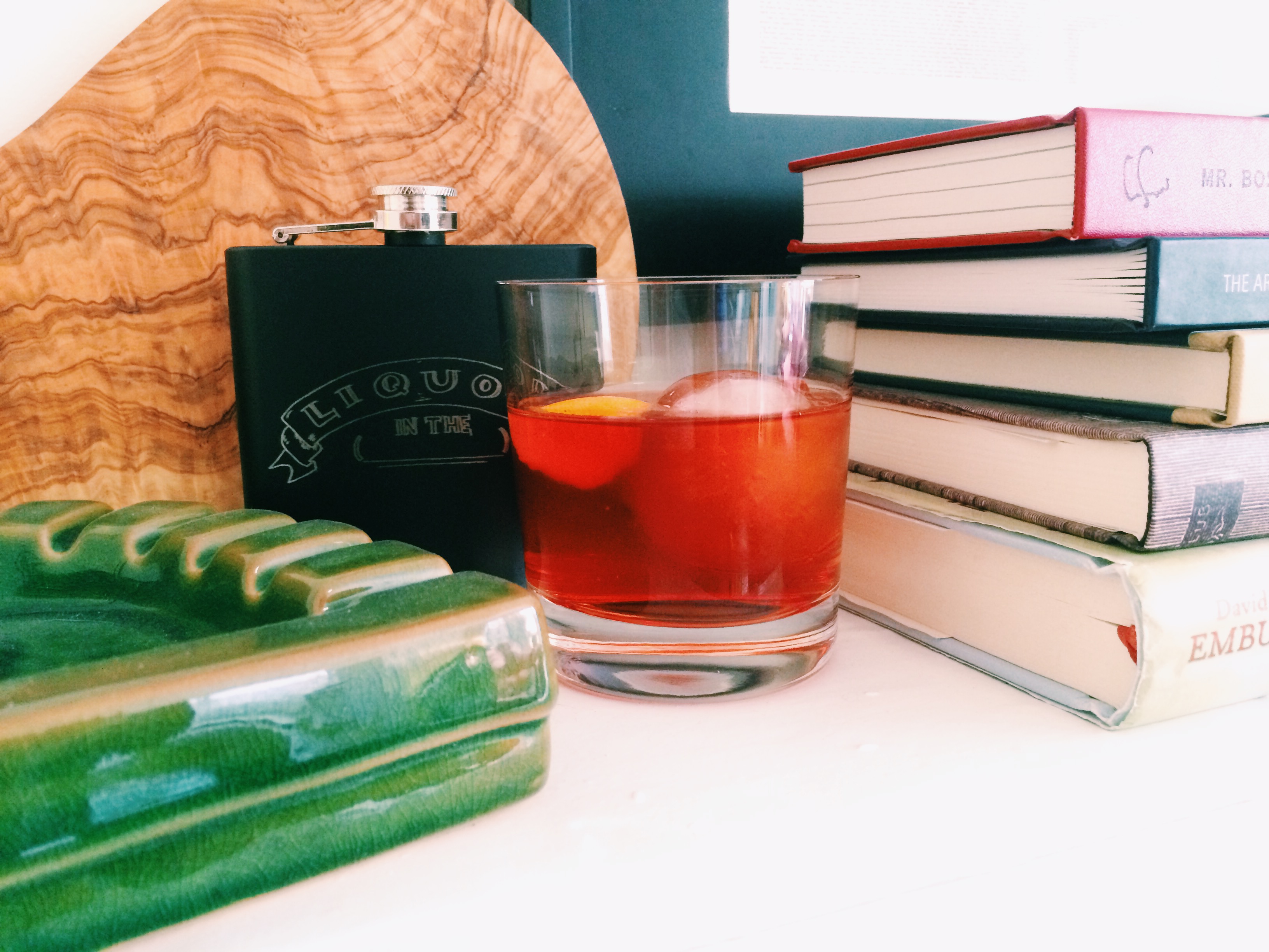 Liquor In The Grapefruits: A Very Easy Negroni