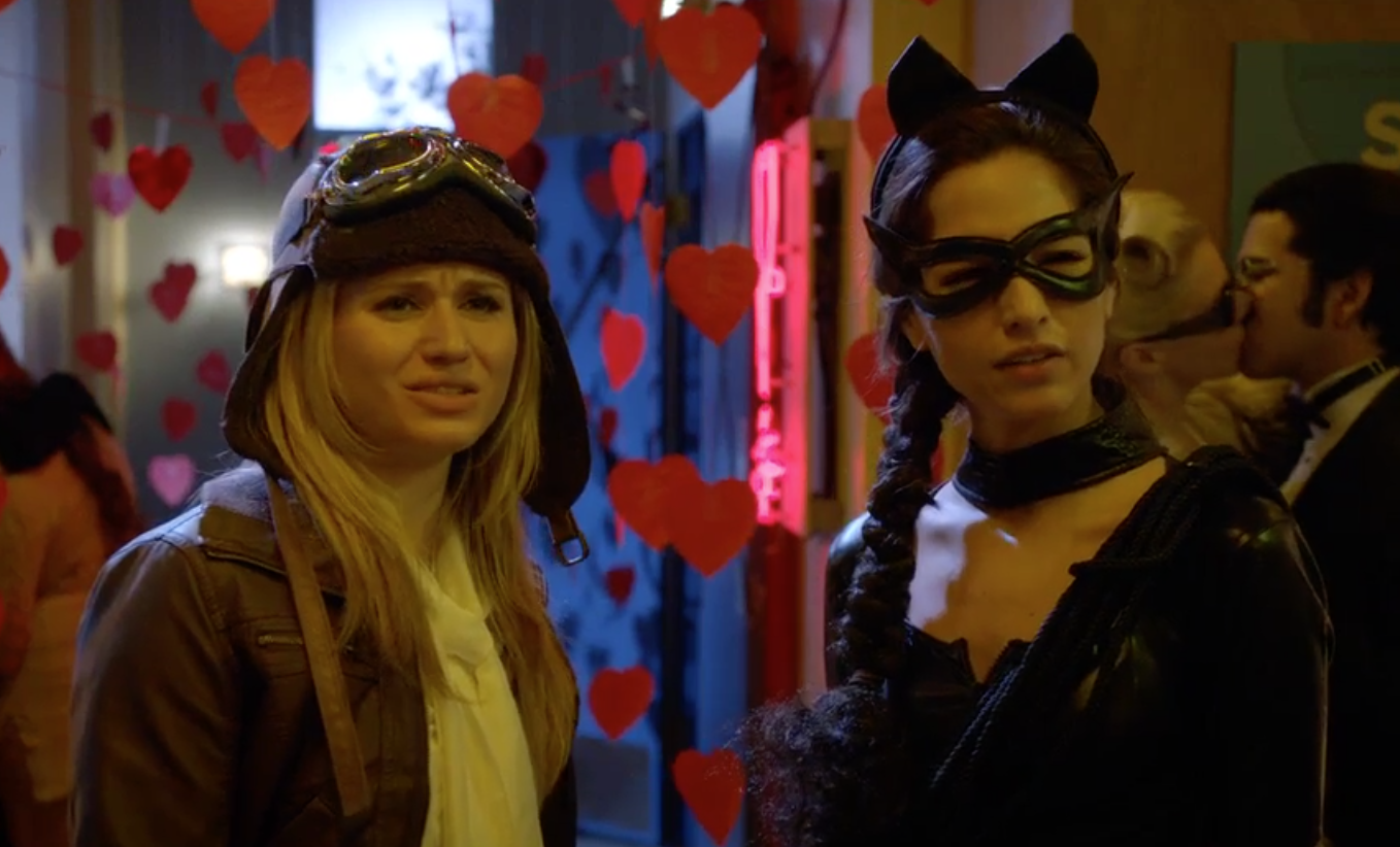 Faking It Episode 306 Recap: This Is Where The Kissing Usually Happens