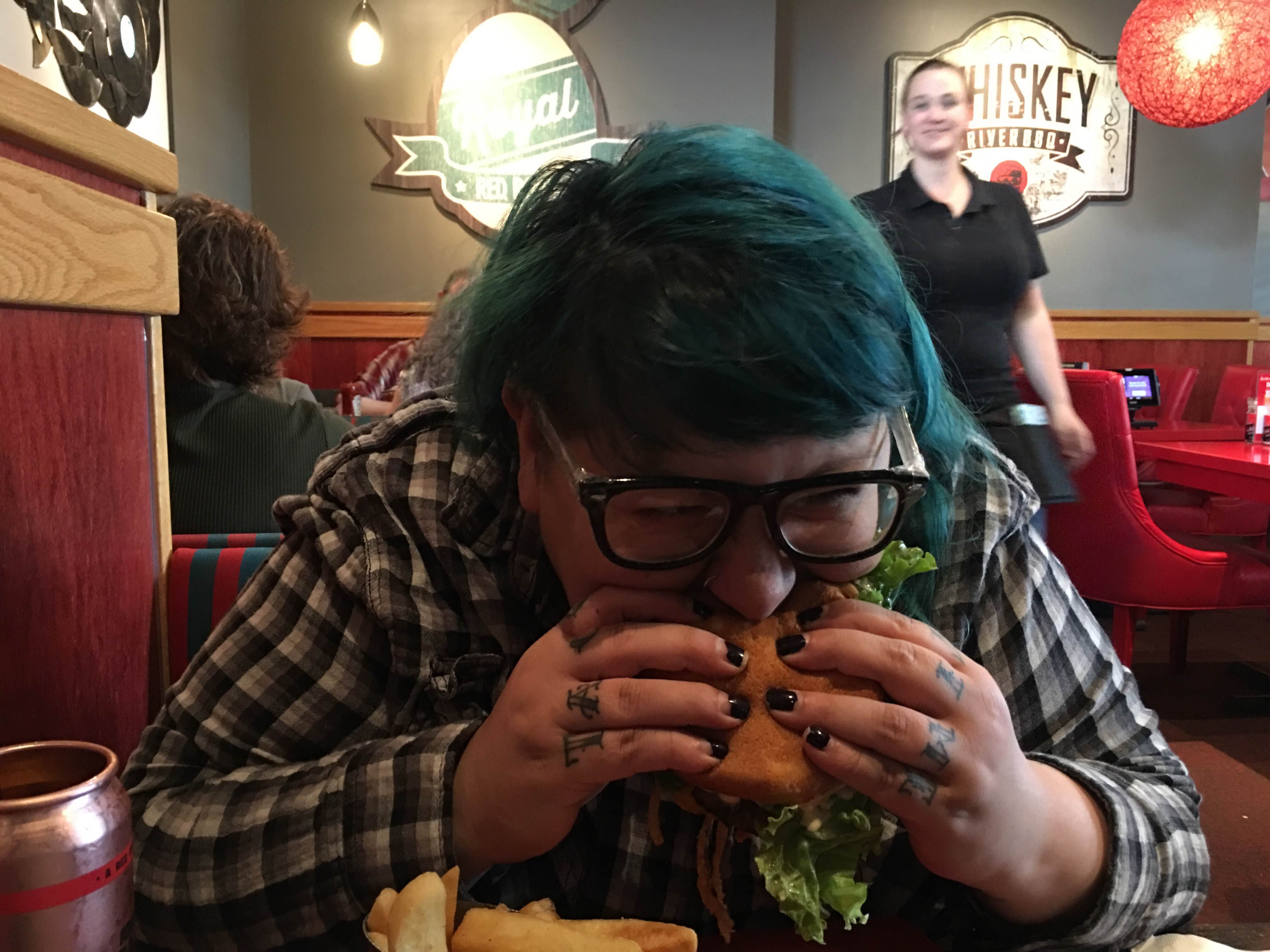 Top 10 Foods We’re Not Ashamed to Eat In Public as Fat People