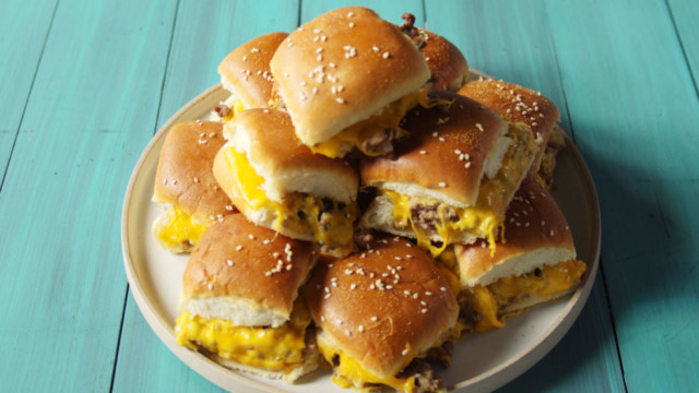 cheesburger-sliders