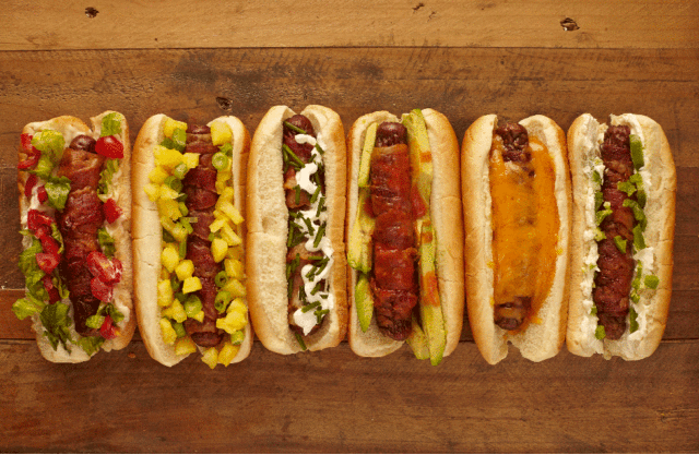 gallery-1435761337-20150624-delish-hot-dogs-0420