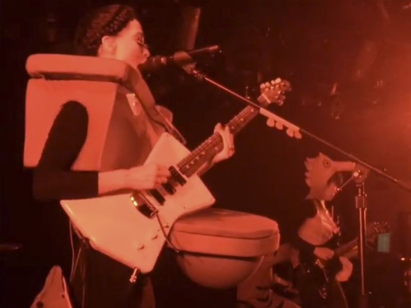No Filter: Annie Clark Shows Off The Latest In Toilet Fashion