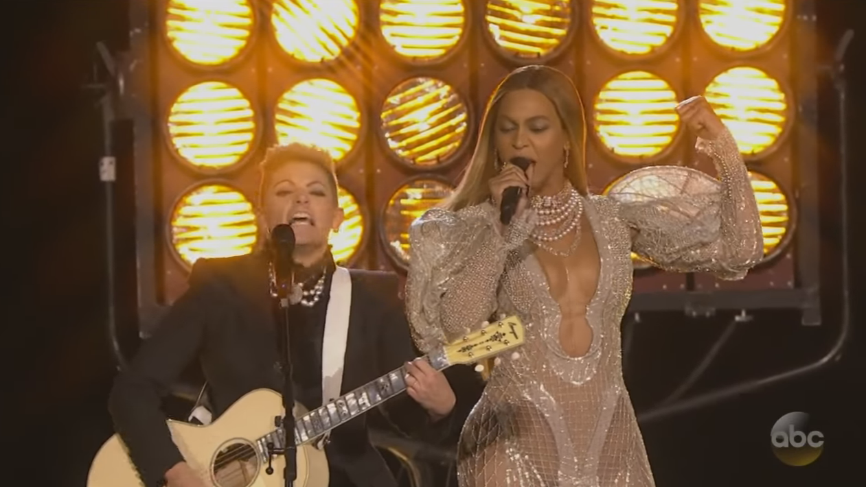 Well Beyoncé and The Dixie Chicks Were Fucking Great at the CMAs