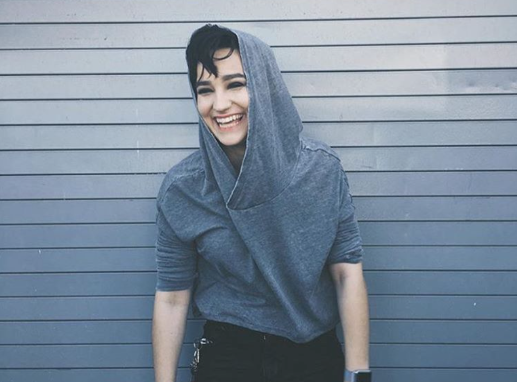 Bex Taylor-Klaus Is Gay: “Scream” Actress Comes Out ‘Cause Life Just Got More Terrifying Than TV