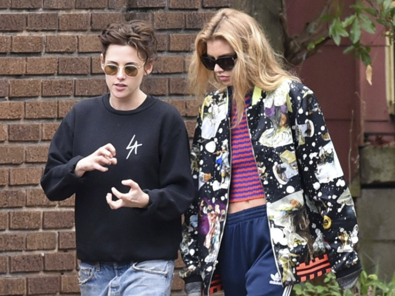 BREAKING: Kristen Stewart Spotted Walking Next To Stella Maxwell, Ring The Alarm