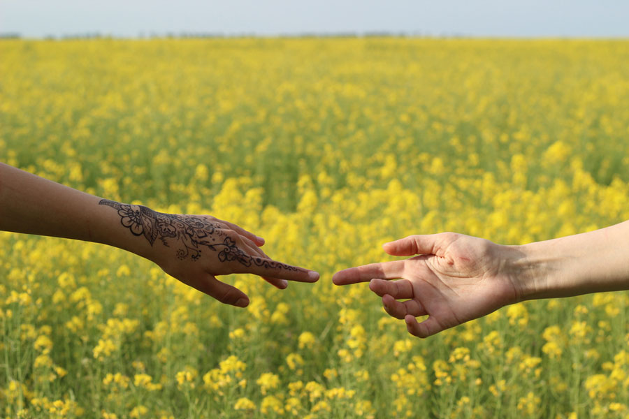 You Need Help: Your Best Friend Has Feelings for You, Lives 1000s of Miles Away