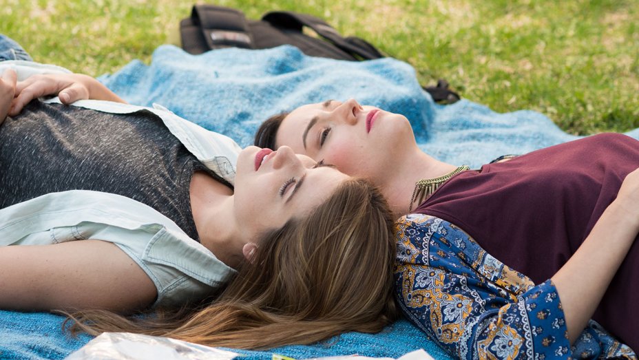 “Almost Adults” Is a Cute Lesbian Movie to Add to the Very Short List of Actually Good Lesbian Movies