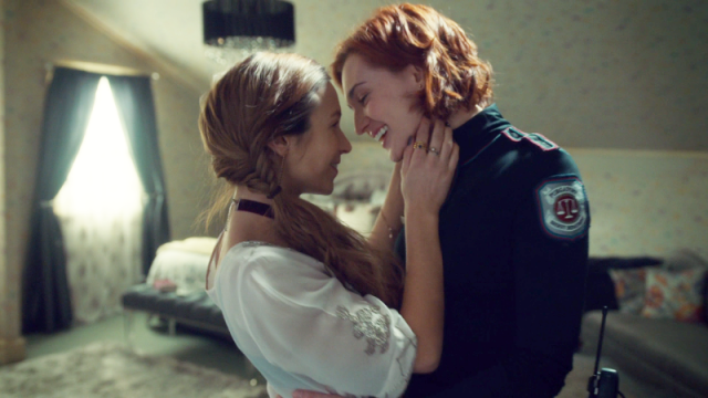 “Wynonna Earp” Episode 206 Recap: Beaver Buzz