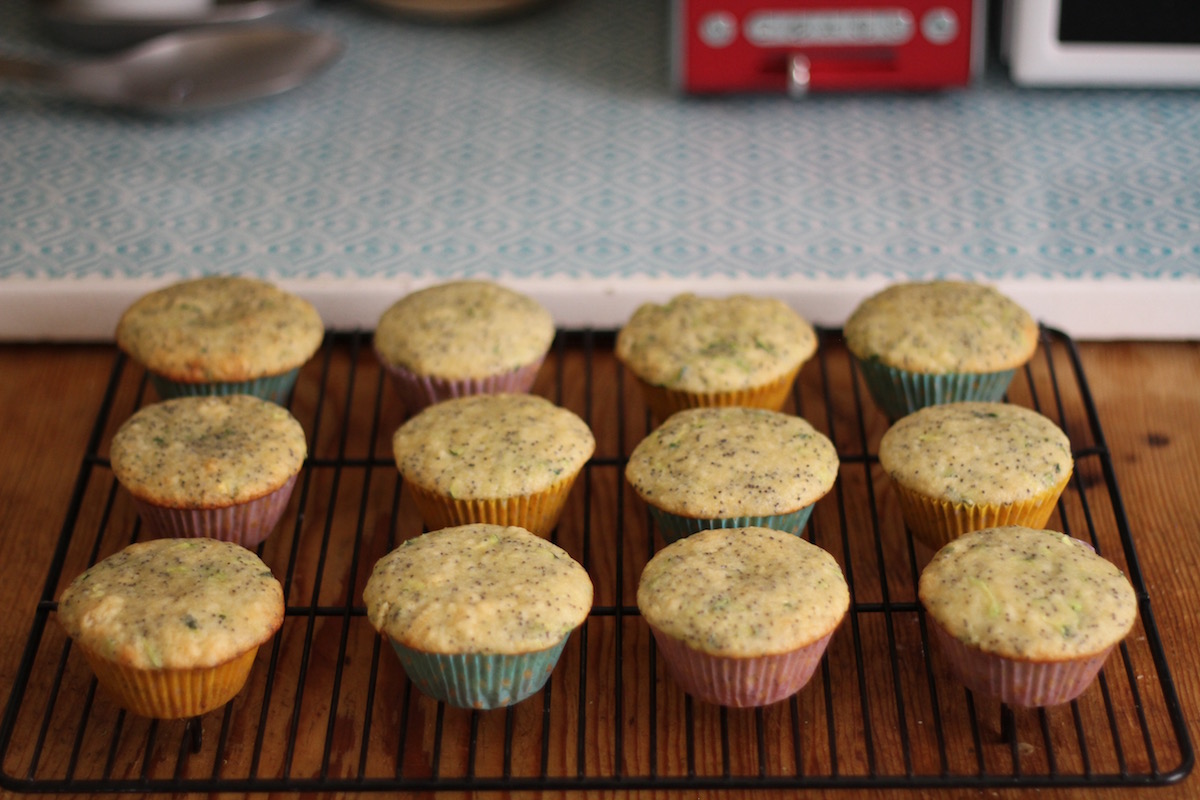 Femme Brûlée: Summery Lemon Poppy Seed Zucchini Muffins