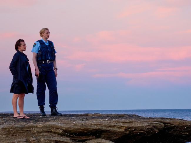 “Top of The Lake” Offers Nicole Kidman as a Queer Mom, Brienne Of Tarth, Elisabeth Moss, and So Many Terrible Men