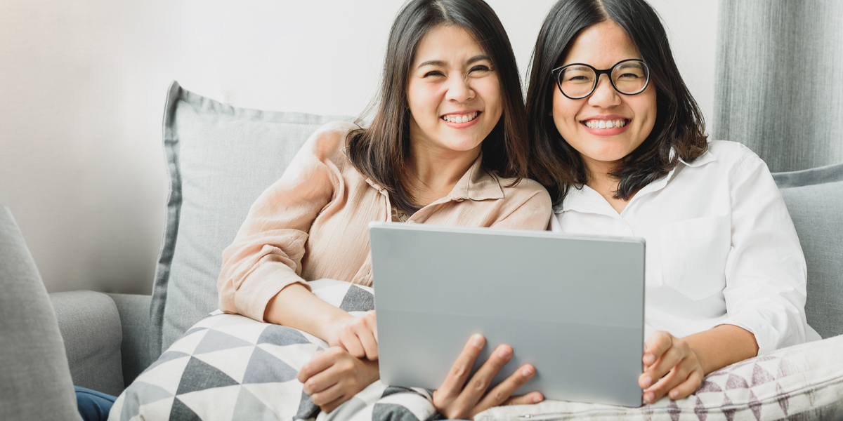 FRIDAY OPEN THREAD: Brag About Your Besties!
