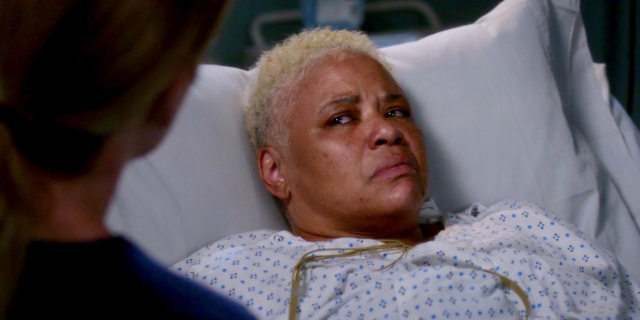 Boobs on Your Tube: “Grey’s Anatomy” Returns With Three Entire Queer Women