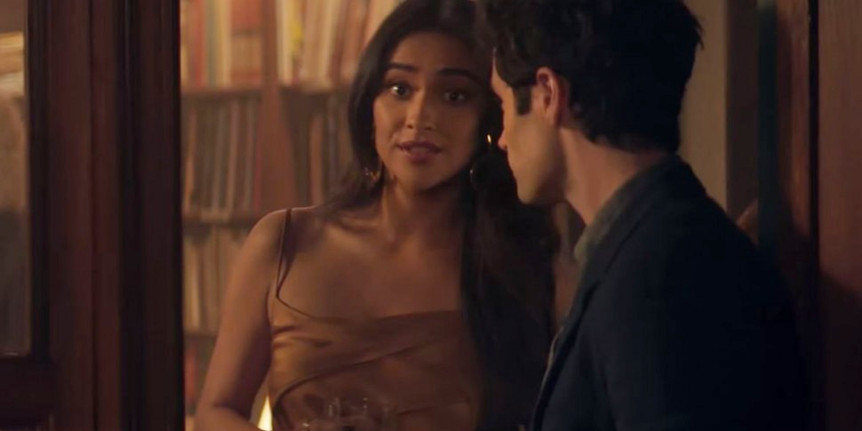 Lifetime’s “You” Knows Ezra Fitz and Dan Humphrey Are the Fucking Worst