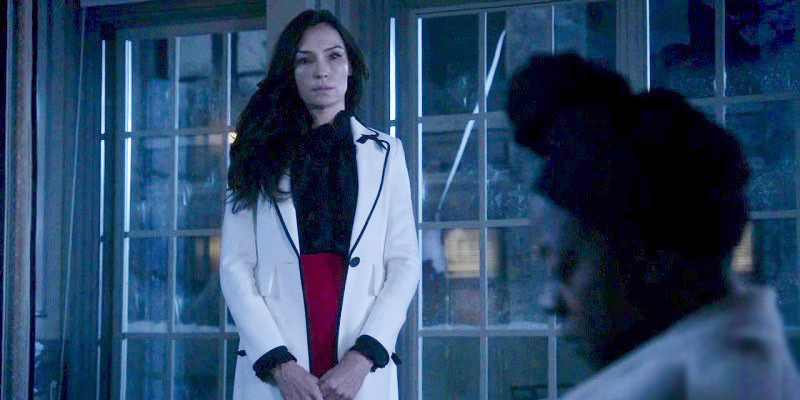Boobs on Your Tube: Eve Returns to Her Soul Mate’s Side on “How to Get Away With Murder”