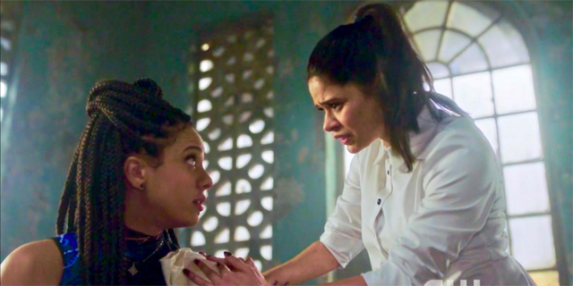 Boobs on Your Tube: This Lesbian Love Triangle on “Charmed” Is For Real