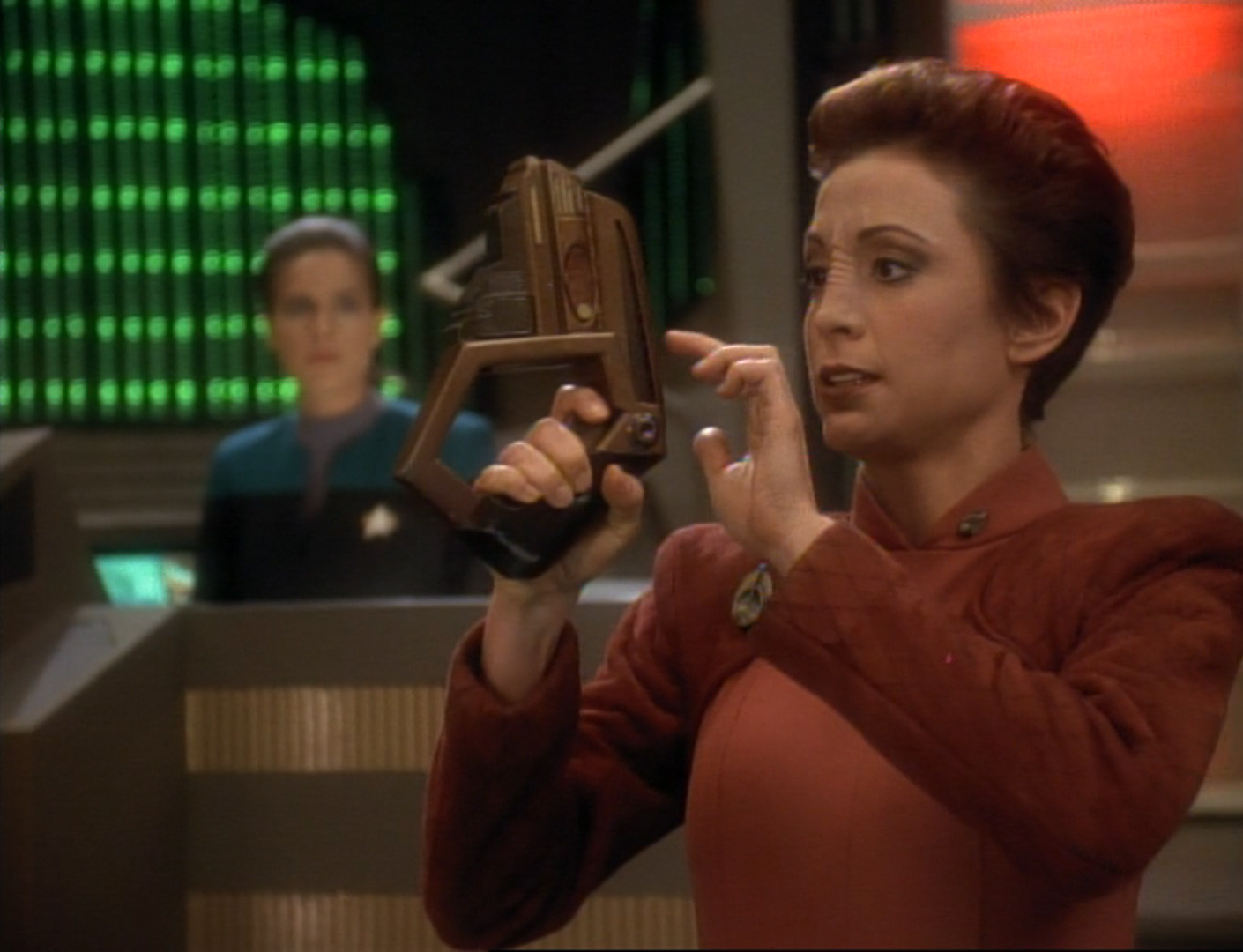 kira phaser deep space nine