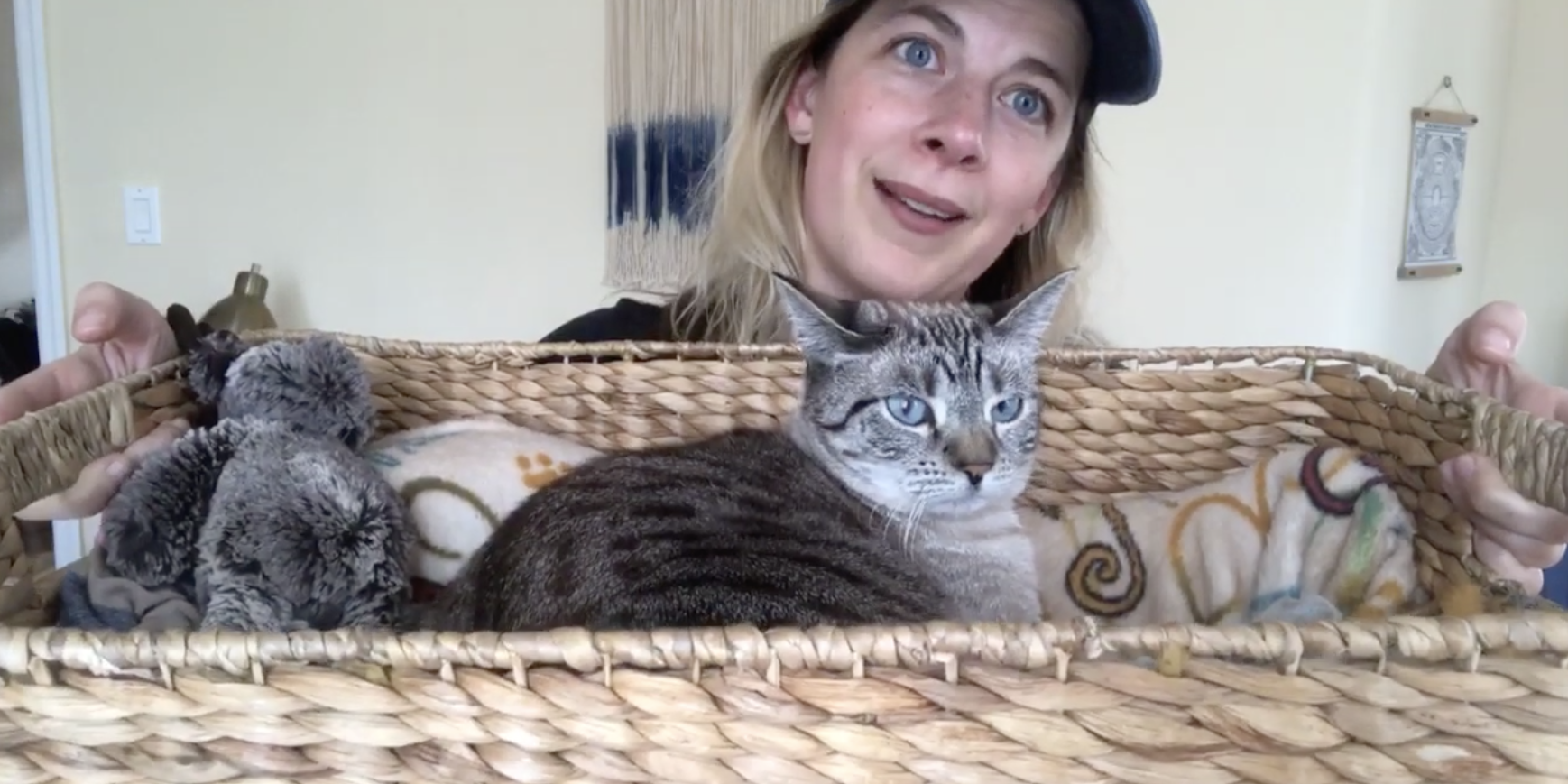 Getting in Bed With Kristin: Making Friends, Making Dates, Making Podcasts