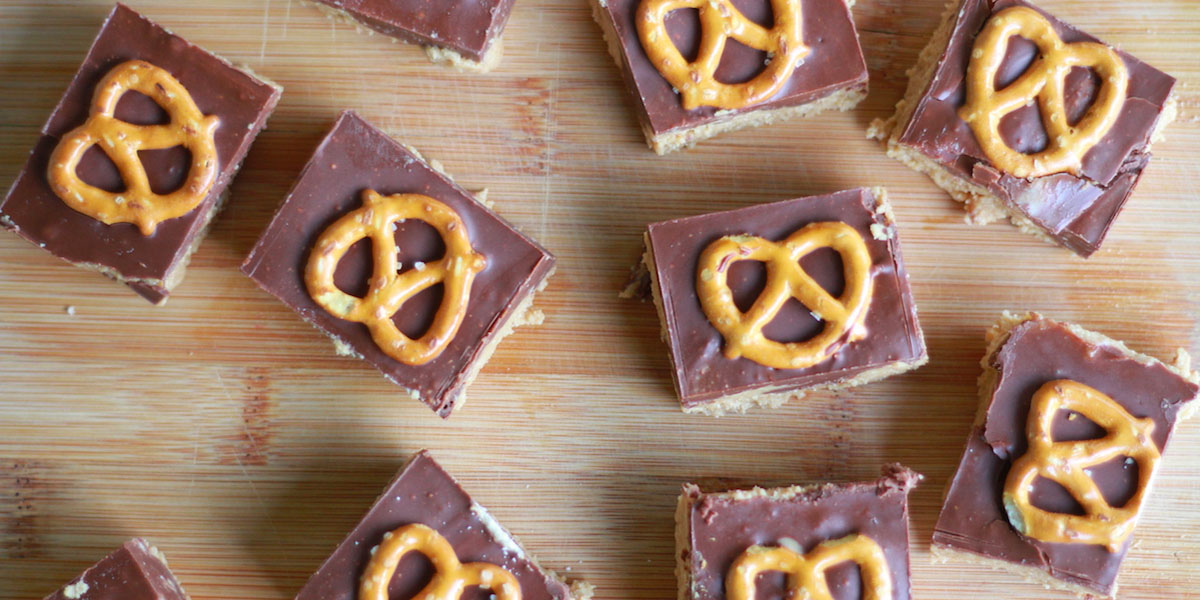 Femme Brûlée: Peanut Butter Pretzel Bars