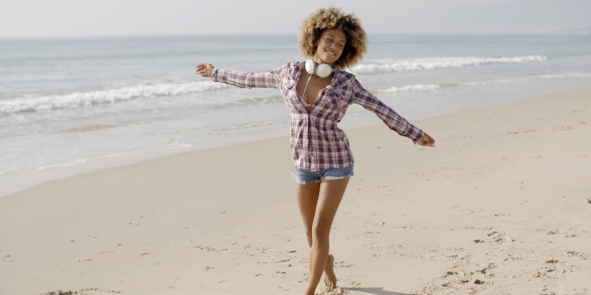 10 Summer Tracks for Girls Who Want Girls