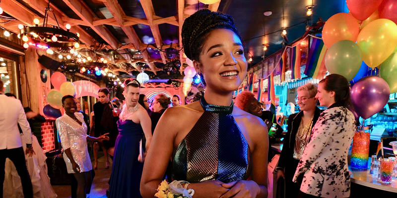 “The Bold Type” Gives Kat a New Girlfriend, an Old Girlfriend and a Voice of Her Own