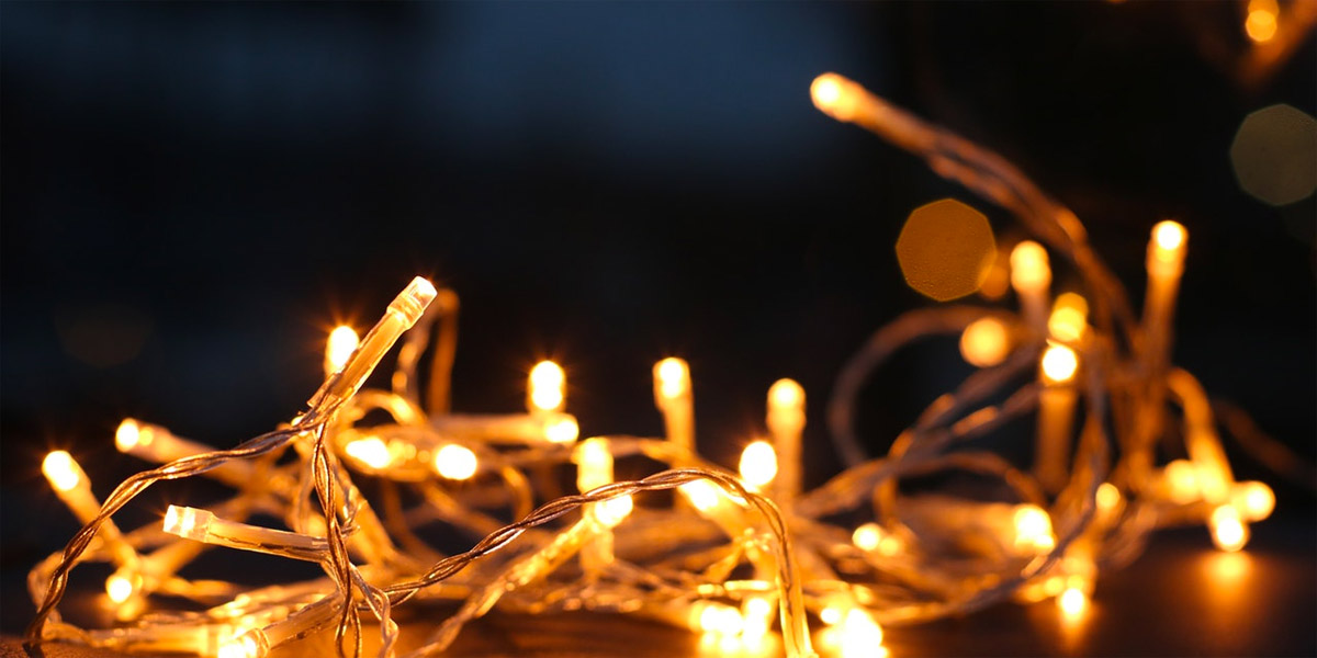 How To Be The Estranged Gay Kid This Holiday Season