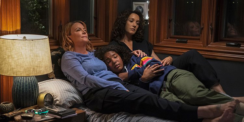 Pop Culture Fix: Jennifer Beals and Laurel Holloman are So Emotional About Their “The L Word” Reunion