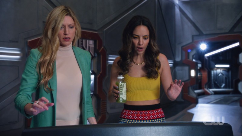 Ava and Zari look horrified