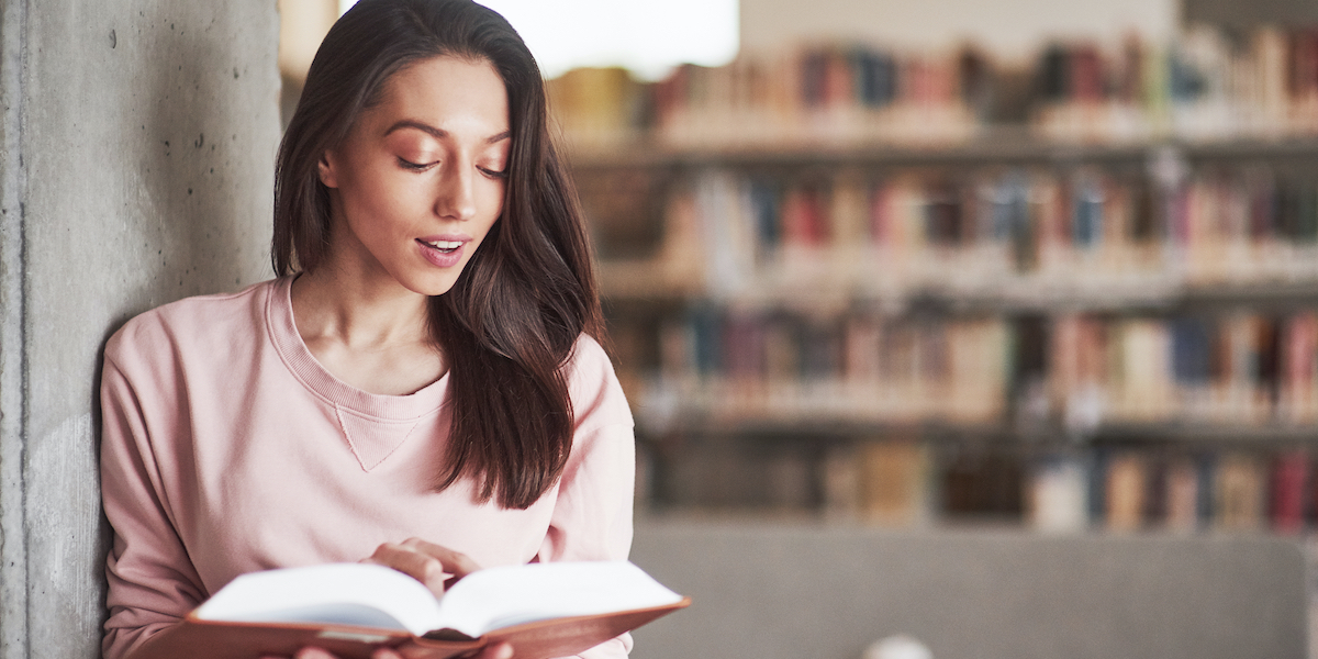 Lez Liberty Lit: Reading Weather